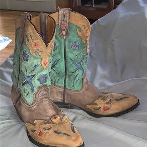 Girls cowgirl boots